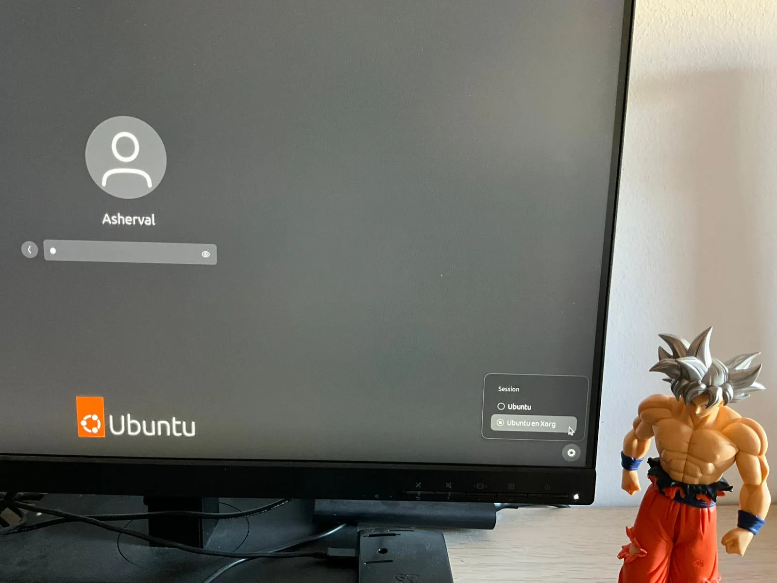 Seleccionando la sesión de Xorg en la pantalla de inicio de Ubuntu